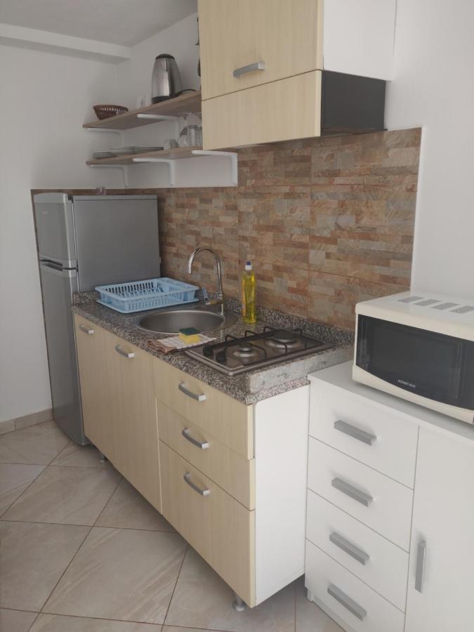 Letizia Apartment Баньоле Екстериор снимка